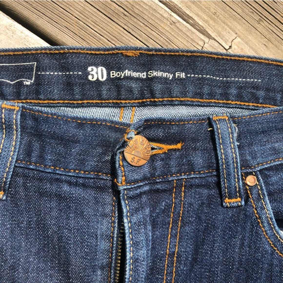 Levi’s | Boyfriend Skinny Fit - Picture 6 of 8
